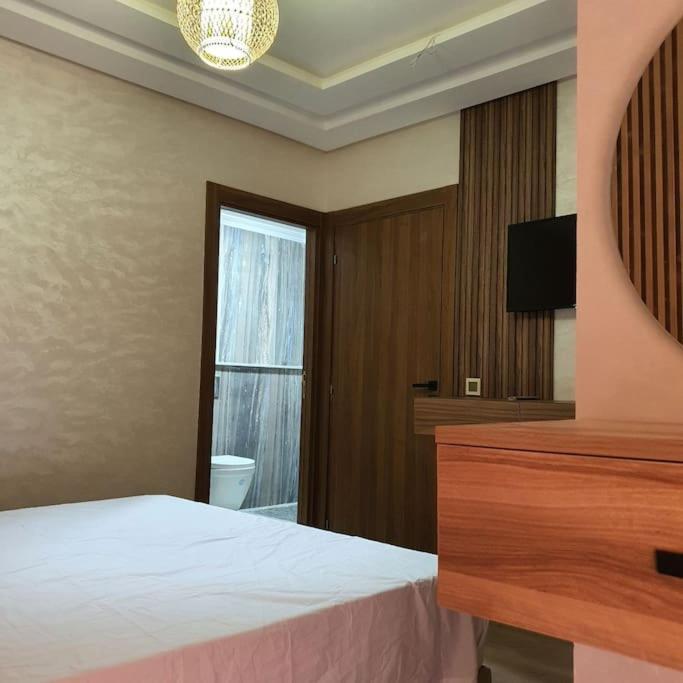 Appartement Pres Du Ibis Et Wazo Et Marjane Mall Marrakesh
